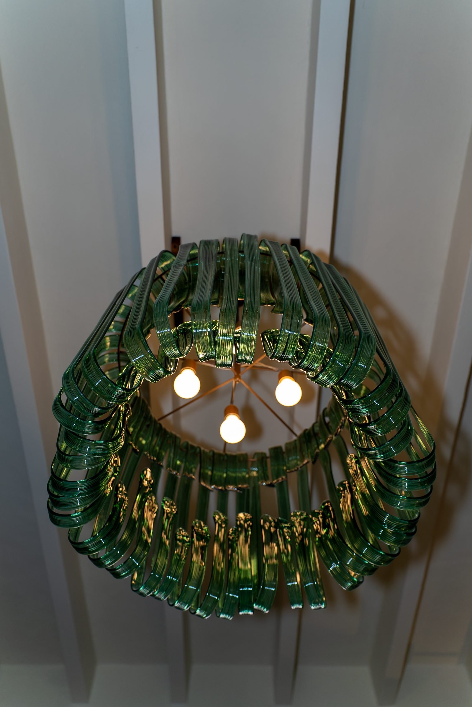 Detalle de la lámpara de cristal soplado de Gordiola