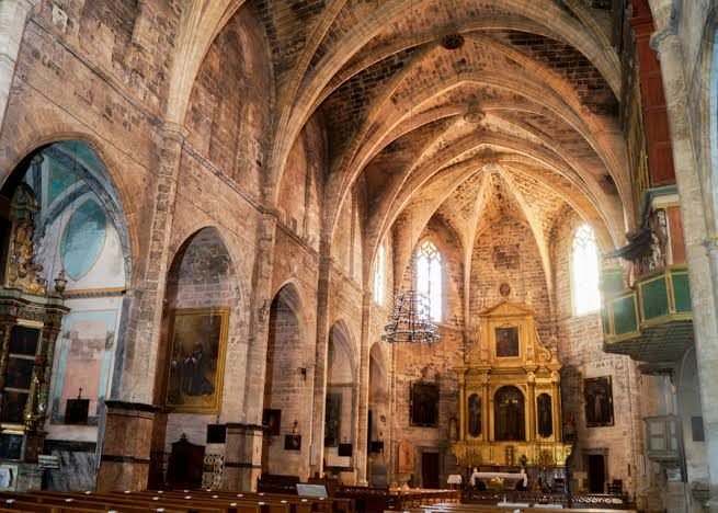 Iglesia parroquial de Sant Pere de Petra